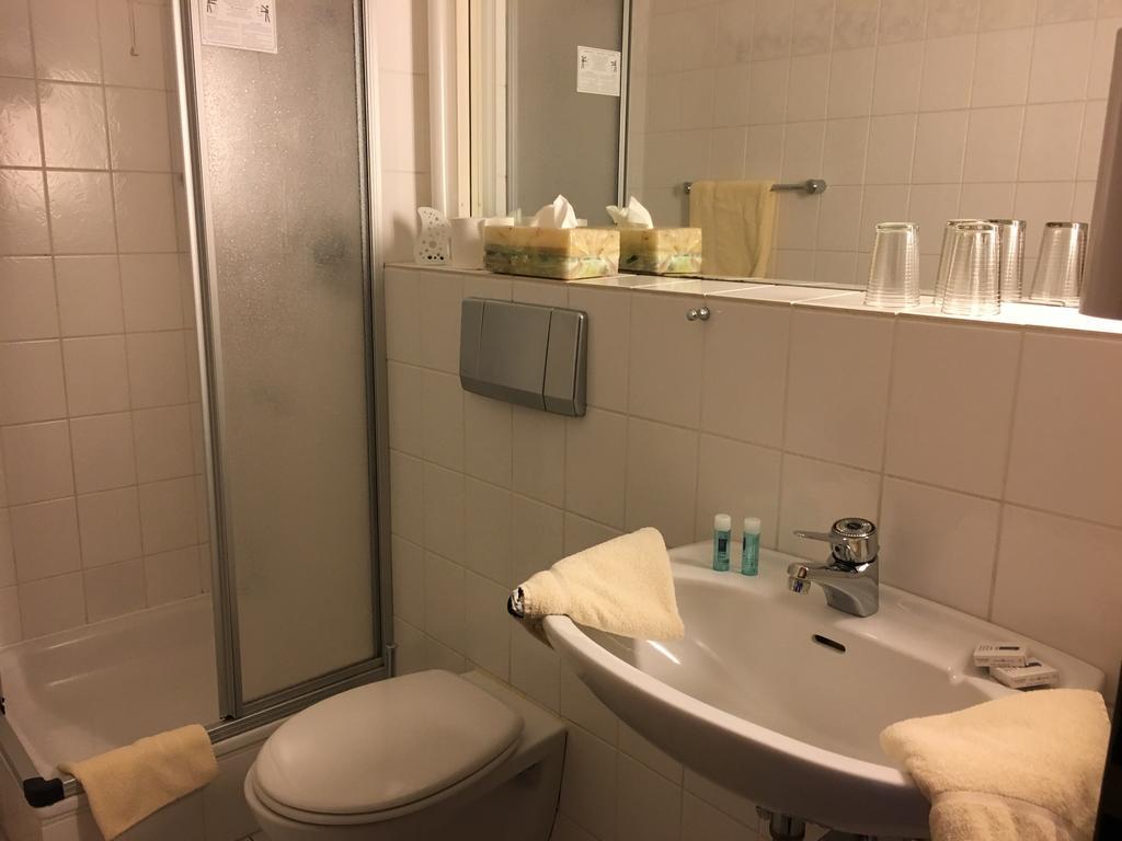 Hotel Zur Buche Bockhorn  Exteriér fotografie